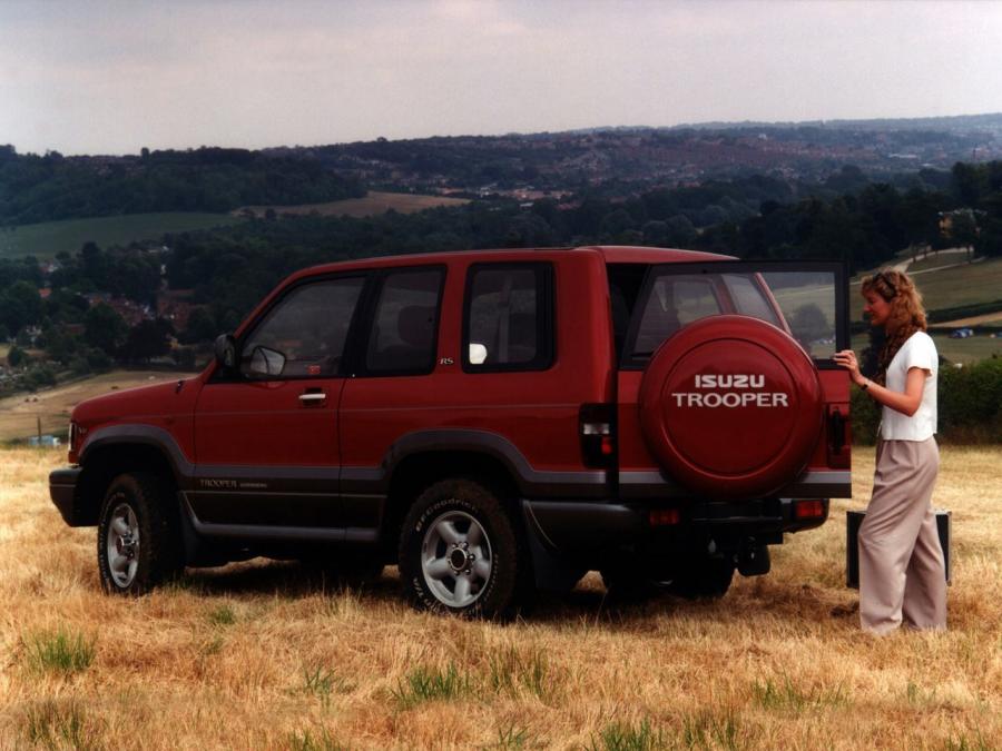  Isuzu Trooper SWB 1992 года  (UK) (фото 2 из 4)